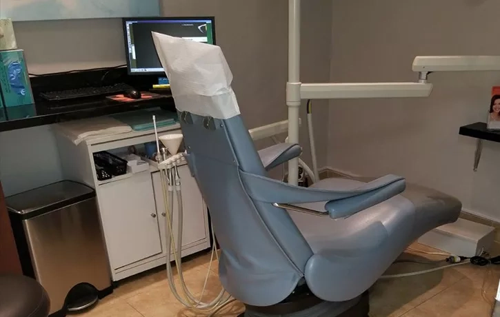 Our office at Dental Implants Miami Beach Florida Room.webp
